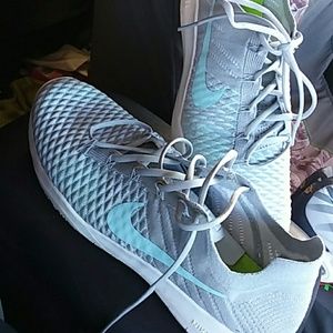 Womens nike training shoes